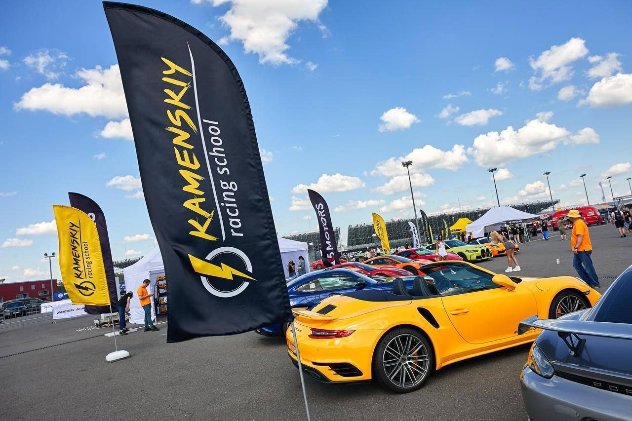 Рэйс-такси от школы Ильи Каменского на Moscow Raceway