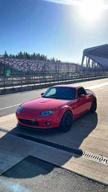 Выезды Mazda MX-5 на Moscow Raceway и ADM Raceway за один день
