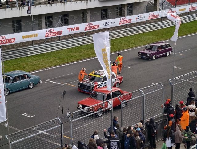 Атмосфера заездов Team Classic на Moscow Raceway
