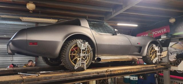 Профессиональный сход-развал для спортивных автомобилей