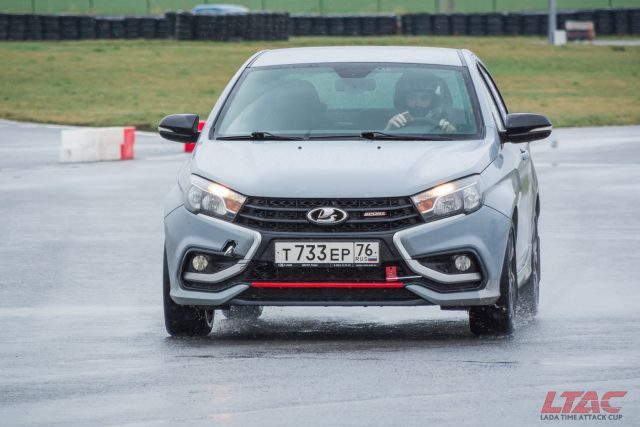 ТИМ-Эрос возглавляет первый этап LADA Time Attack Cup