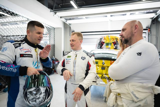 Выходные в автомобильной атмосфере: Garage Fest и VK Fest
