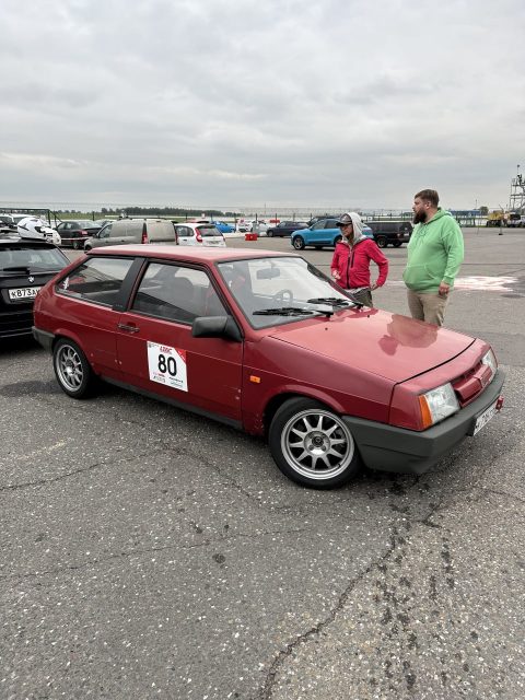 В субботу стартовал очередной сезон Lada Time Attack Cup - и мы там тоже были