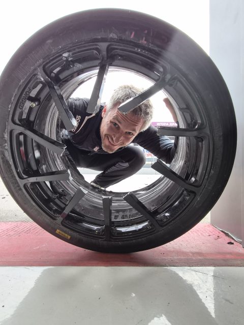 Тесты подтвердили неэффективность слик-дисков