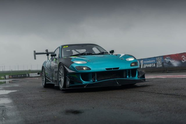 Дима на RX-7 протестировал машину в дождевых условиях на Russian Time Attack Series