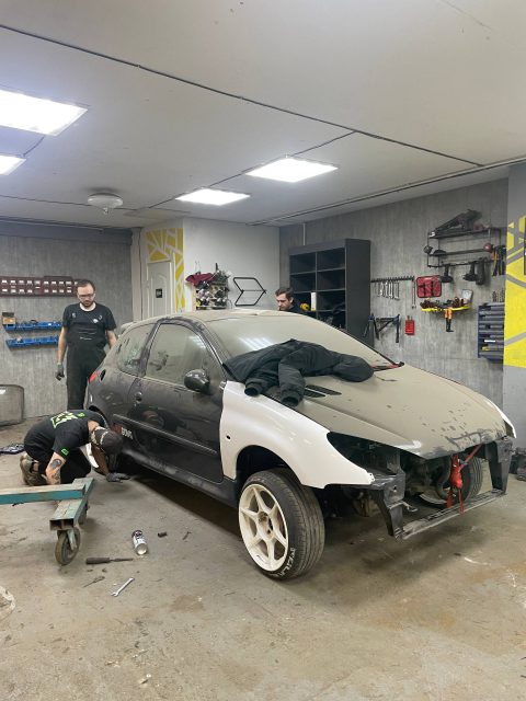Спидран по сборке Peugeot