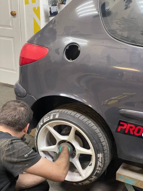 Спидран по сборке Peugeot