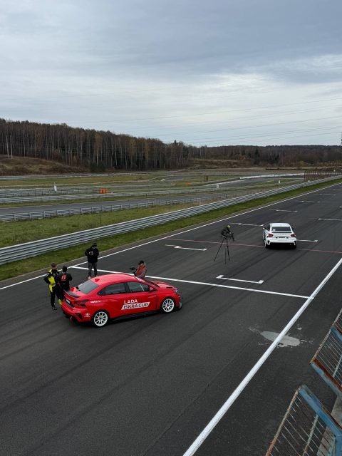 Команда TMS продолжает работу над настройкой гоночной Lada Iskra