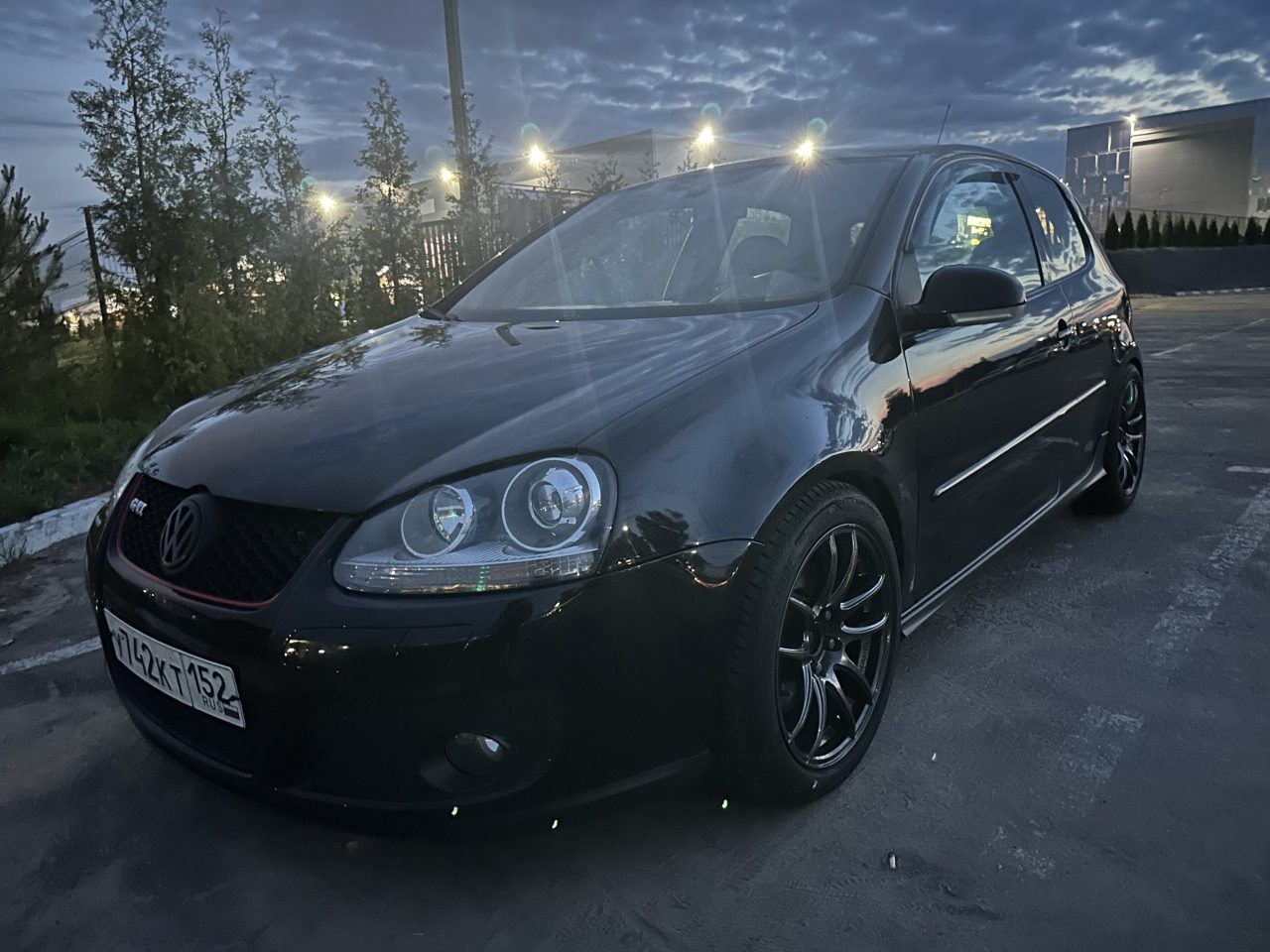 Volkswagen Golf GTI — фото
