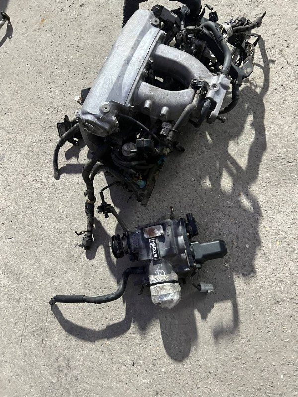 Впуск 2JZ-GE VVTi в сборе с дроссельной заслонкой