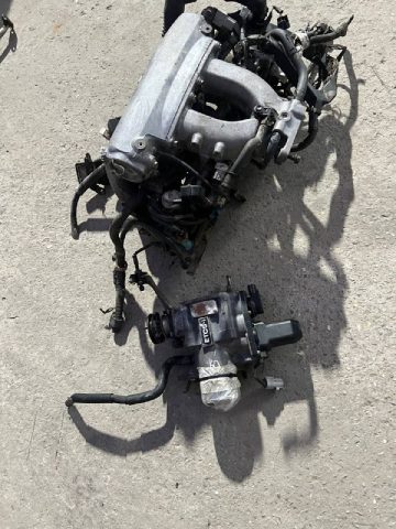 Впуск 2JZ-GE VVTi в сборе с дроссельной заслонкой