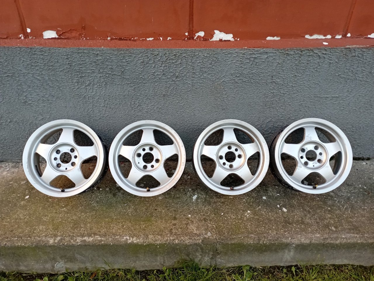 Кованые диски ВСМПО Звезда 2 R14 4x98 5.5J ET35 на ВАЗ, комплект