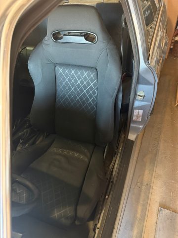 Сиденье Recaro SR3 на салазках Toyota Soarer