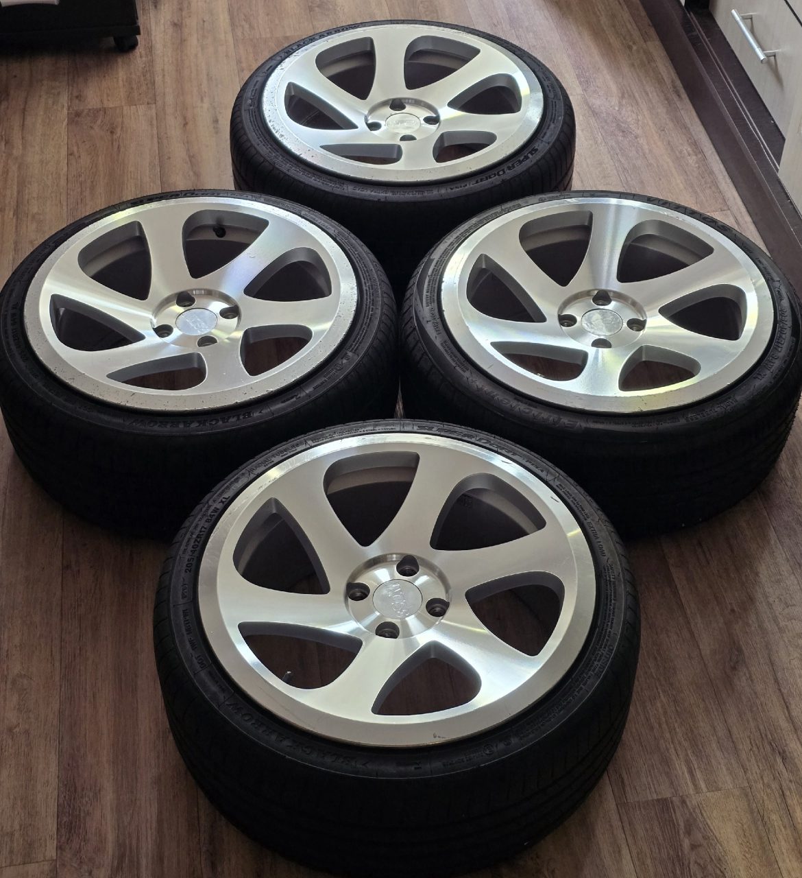 Диски 3SDM 0.06 R17 4x100 8J ET35 с шинами 205/40 R17