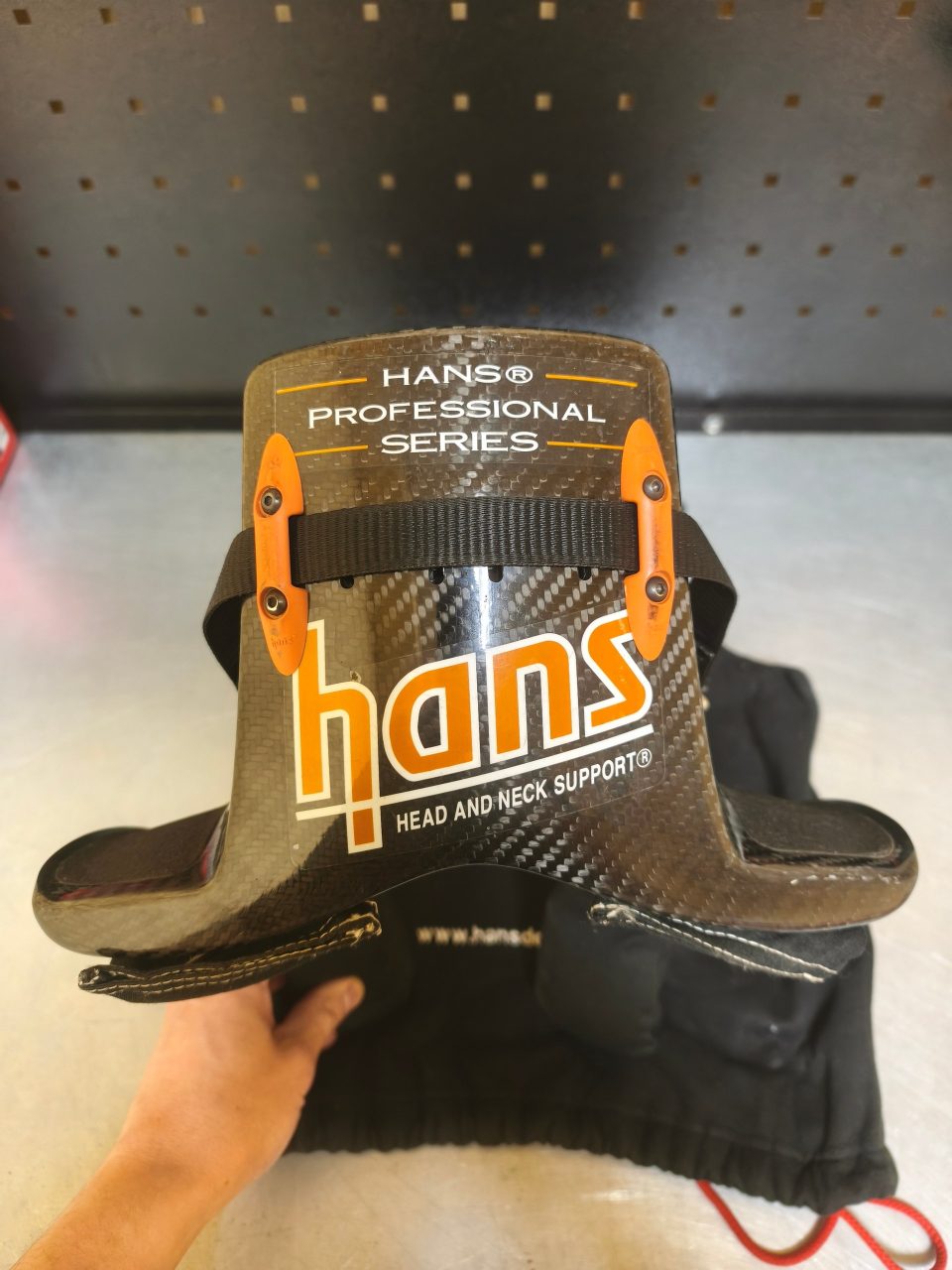 HANS Professional 30M карбоновый, размер M, FIA 8858