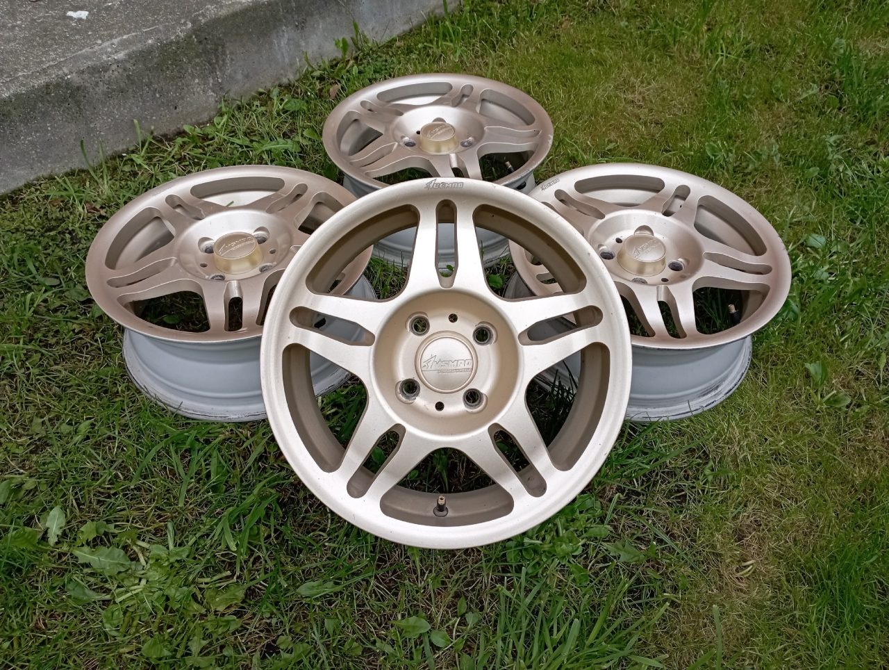 Кованые диски ВСМПО Фантазия R14 4x98 5.5J ET35 для ВАЗ