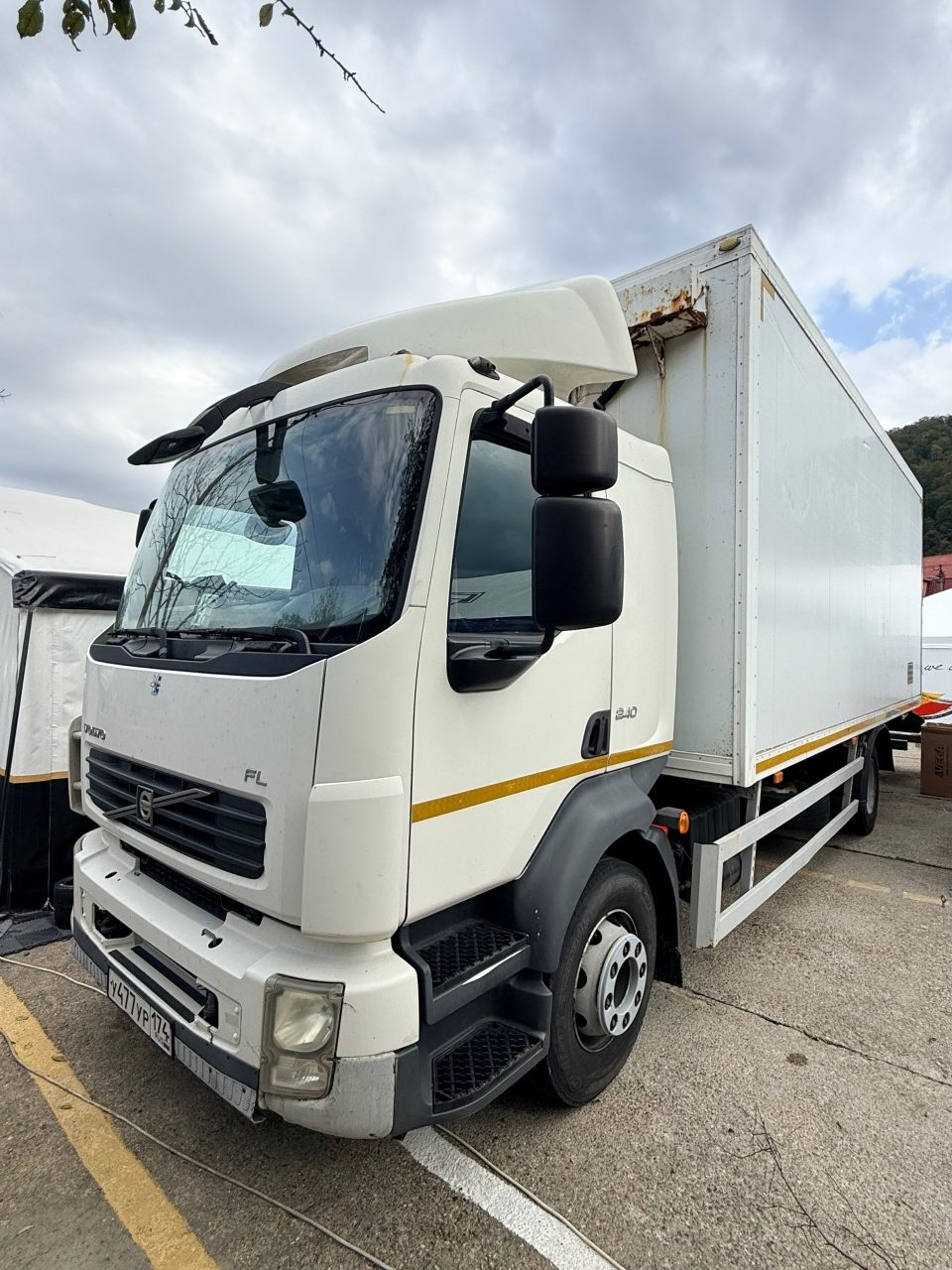 Грузовик-техничка Volvo FL 2013